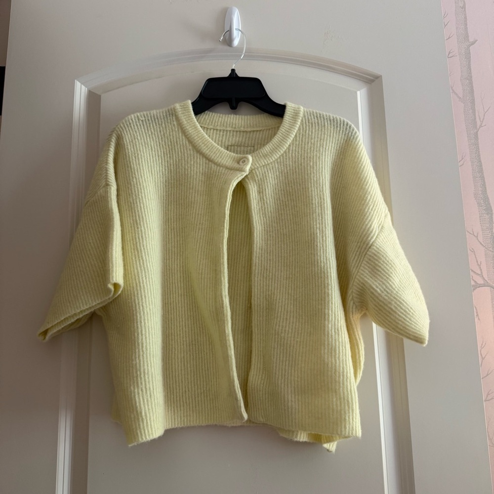 DAILY DRILLS SINGLE BUTTON SWEATER